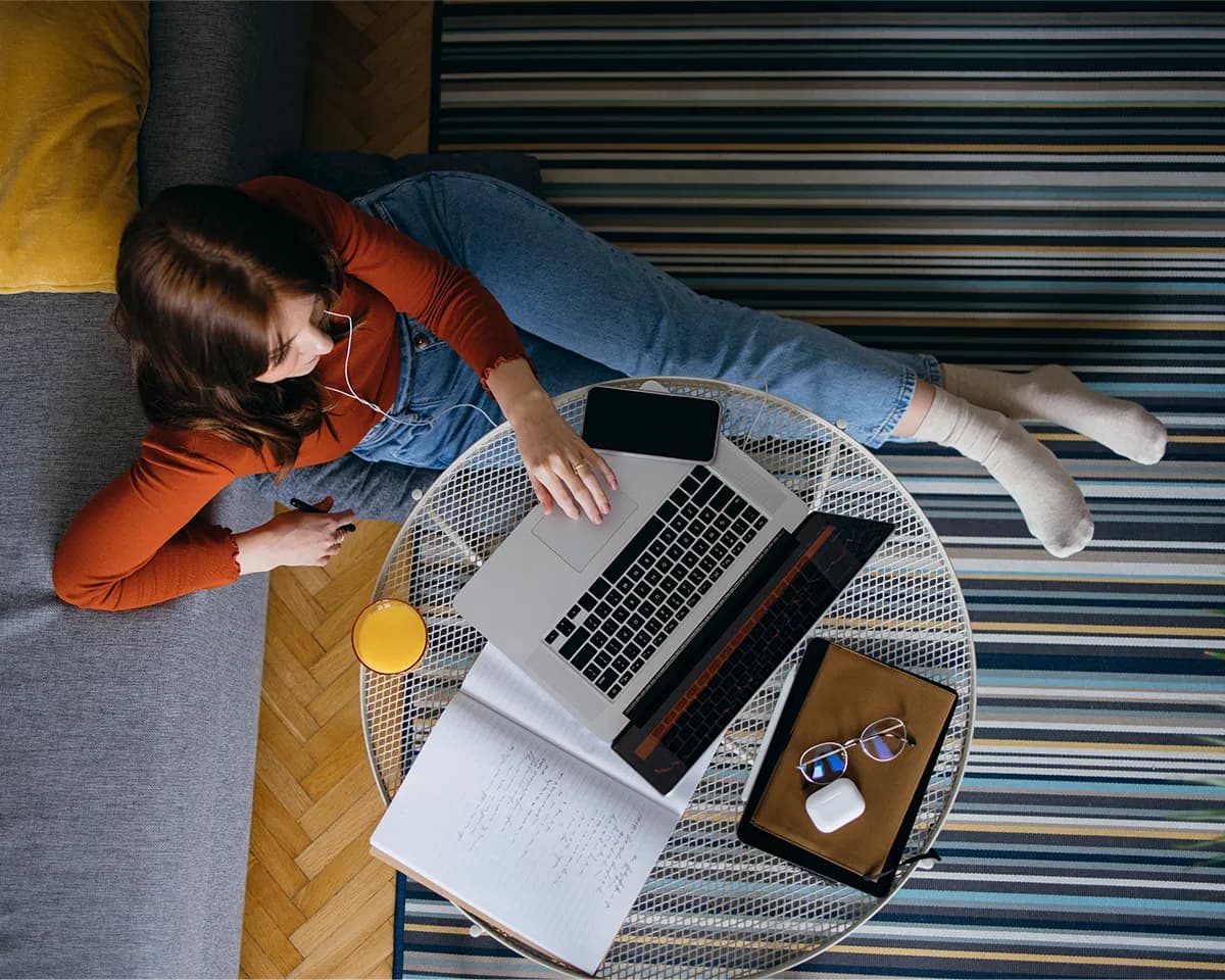 Alte Muster loslassen mithilfe von Online Coaching