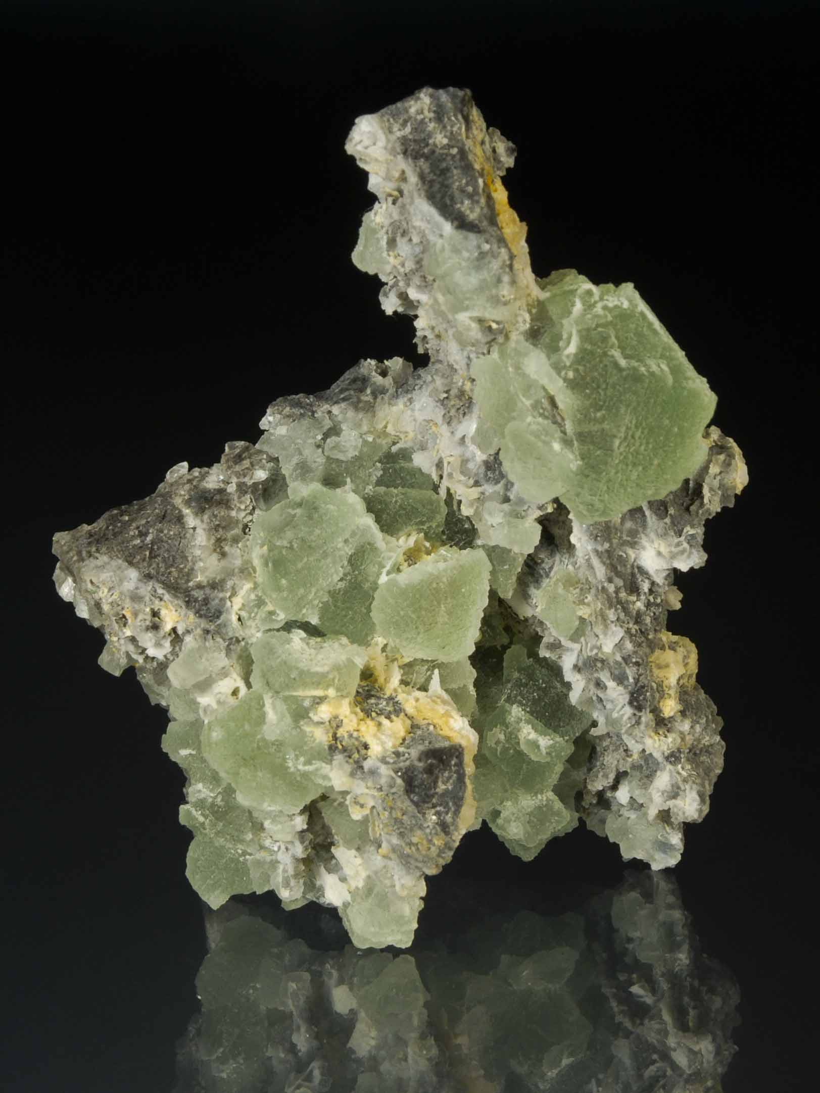 Fühle die Kraft von Fluorit: Schmuck, der mehr als nur glänzt