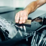 So schützt Lackschutzfolie München Ihr Fahrzeug: Premium Lackschutzfolie für Autos in München