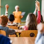 Der Welleneffekt: Von den Klassenzimmern zu den Räten