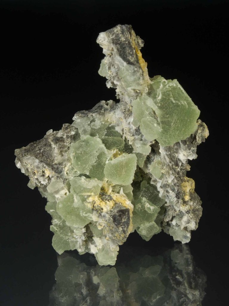 Fühle die Kraft von Fluorit: Schmuck, der mehr als nur glänzt